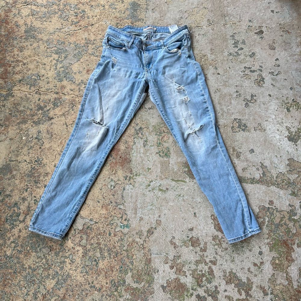 Levi 711 Jeans